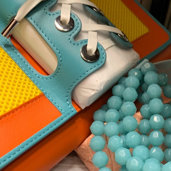 Meet your Posher, Sherri - Picture 2 of 12